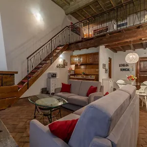 https://foro-romano-stylish-and-central-apartment.it-romehotels.com